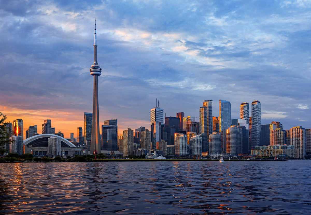 things to do in Canada on weekends, Banff National Park, Niagara Falls, Old Quebec, Cabot Trail